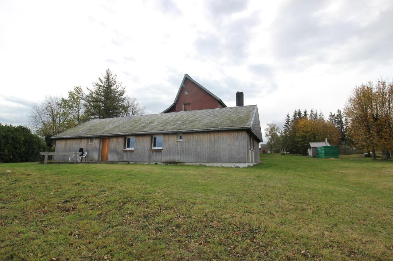 Gite Familial Et Rural Vernines Exteriér fotografie